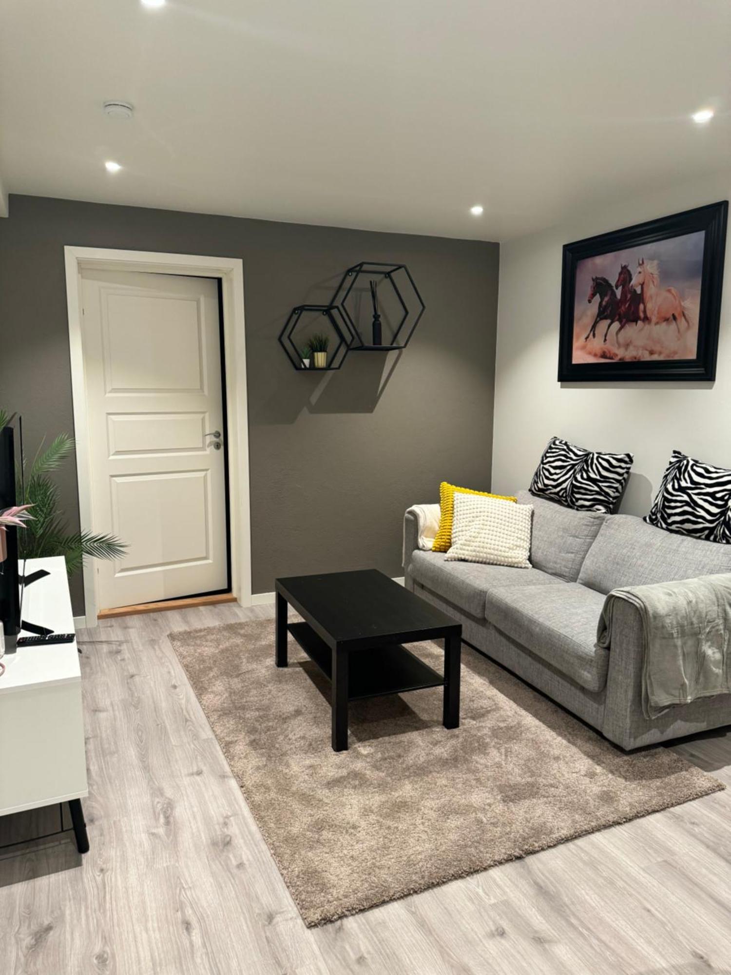 Home For Your Trip 10 Minutes From Oslo Airport With Free Parking Klofta Eksteriør bilde